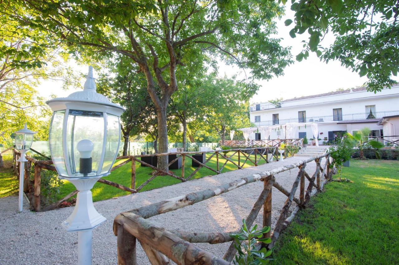 Hotel Donna Rosita San Felice a Cancello Exterior foto